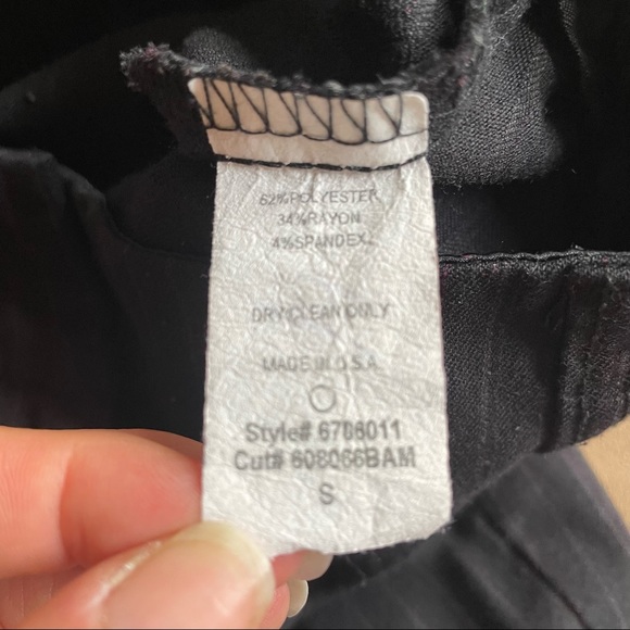 XX3 Pinestriped Bermuda Shorts - Size Small - Picture 3 of 7